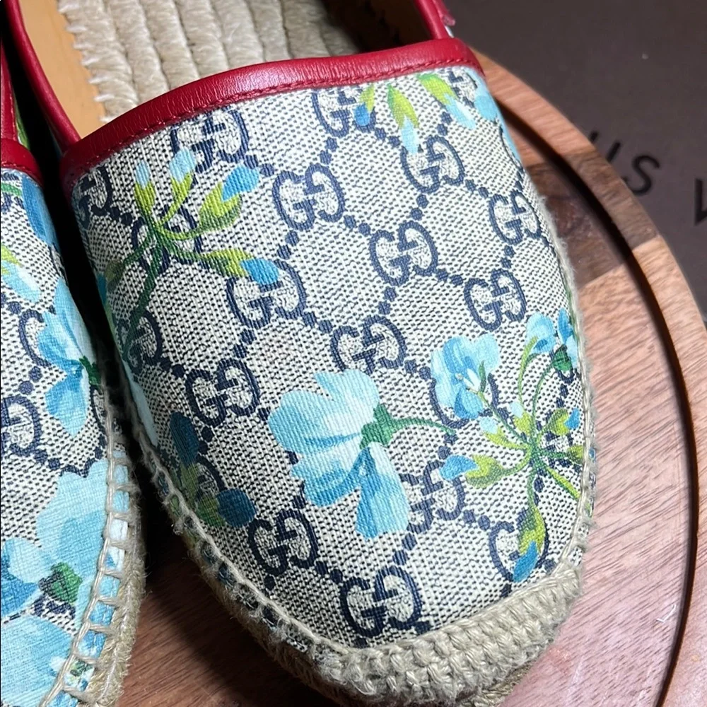 Gucci Blooms Espadrilles with Monogram Design Red and Blue